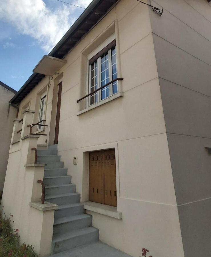 Metro - Sac A Dos - Dodo Chez Leontine 2 Ch Parking Wifi Fo Villa Bois-Colombes Eksteriør bilde