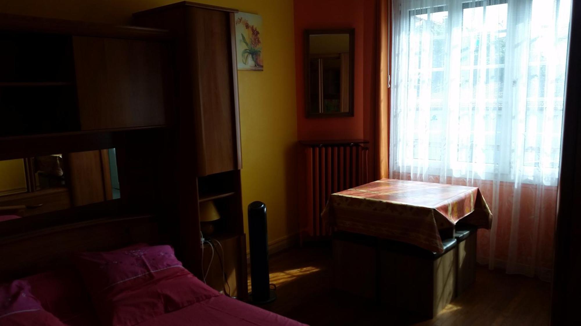 Metro - Sac A Dos - Dodo Chez Leontine 2 Ch Parking Wifi Fo Villa Bois-Colombes Eksteriør bilde